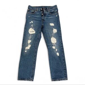 Distressed Levi Blue Jeans
